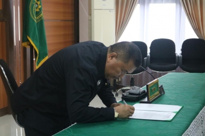 PENANDATANGANAN PAKTA INTEGRITAS DAN PERJANJIAN KINERJA TAHUN 2023