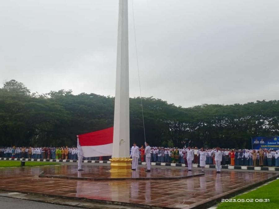 Upacara Memperingati Hari Pendidikan Nasional 2023