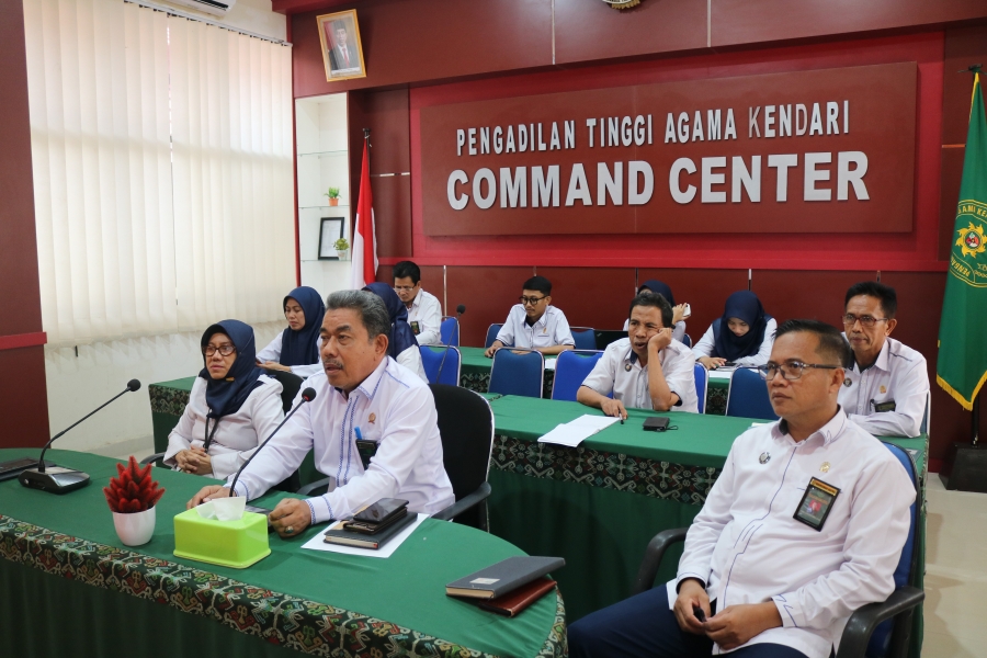 PTA KENDARI GELAR PEMBINAAN DAN RAPAT PERSIAPAN RETENSI ARSIP BERKAS PERKARA SECARA DARING