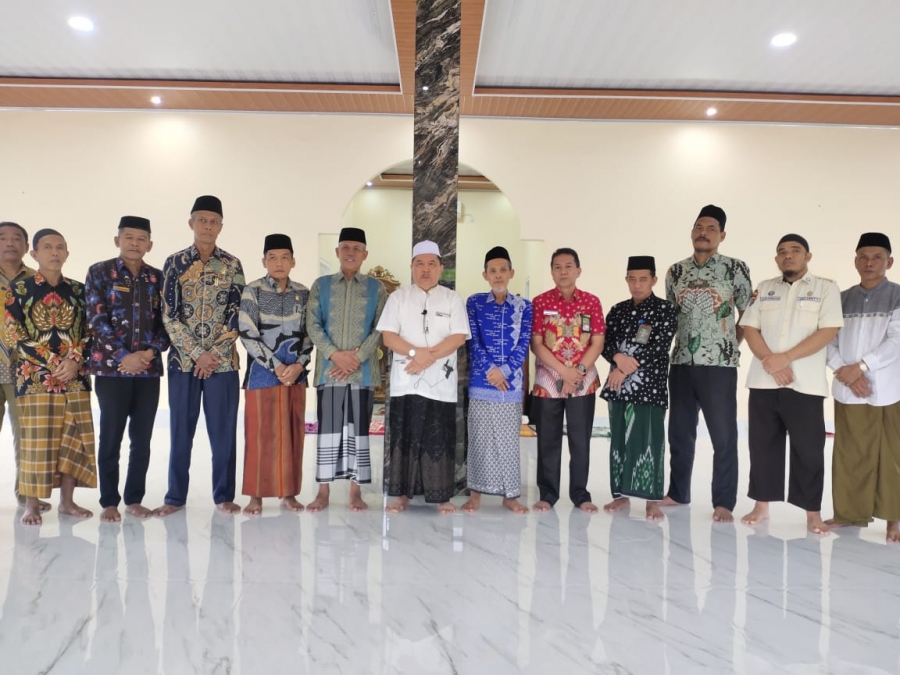 Sholat Jumat Bersama di Masjid Al-Ihsan, Ketua PTA Kendari Sampaikan Komitmen dan Harapan