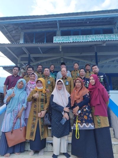 KETUA PTA KENDARI BERSILATURRAHMI KE RUMAH JABATAN  SULTAN BUTON DI BAUBAU