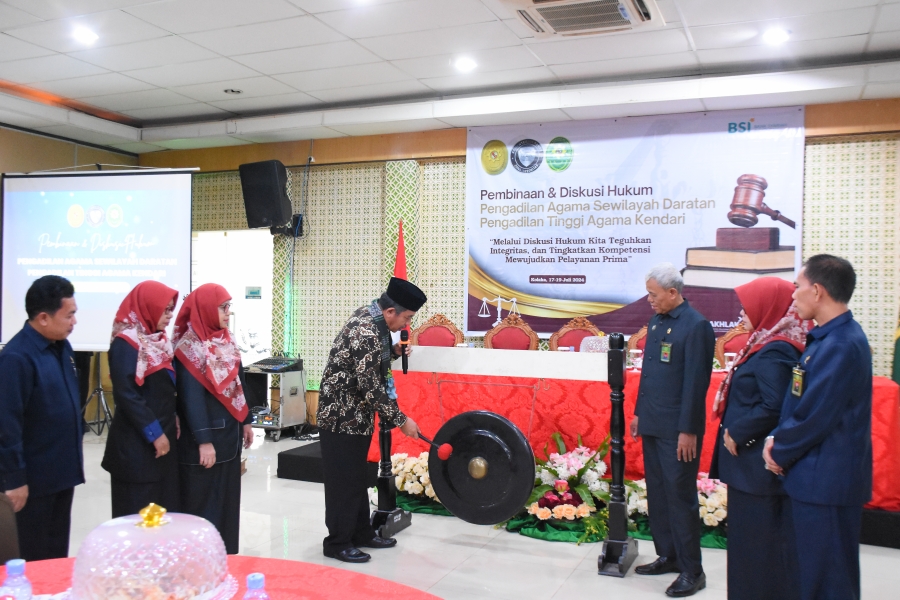 PEMBINAAN DAN DISKUSI HUKUM PENGADILAN AGAMA WILAYAH DARATAN SEWILAYAH PTA KENDARI